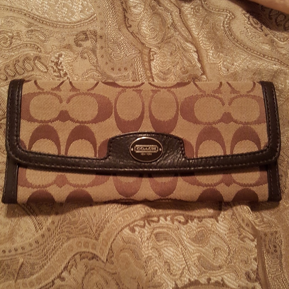 Coach wallet